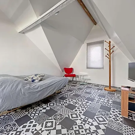 Studio Confortable Mi-chemin Entre Plage Et Commerces A - Fr-1-646-50